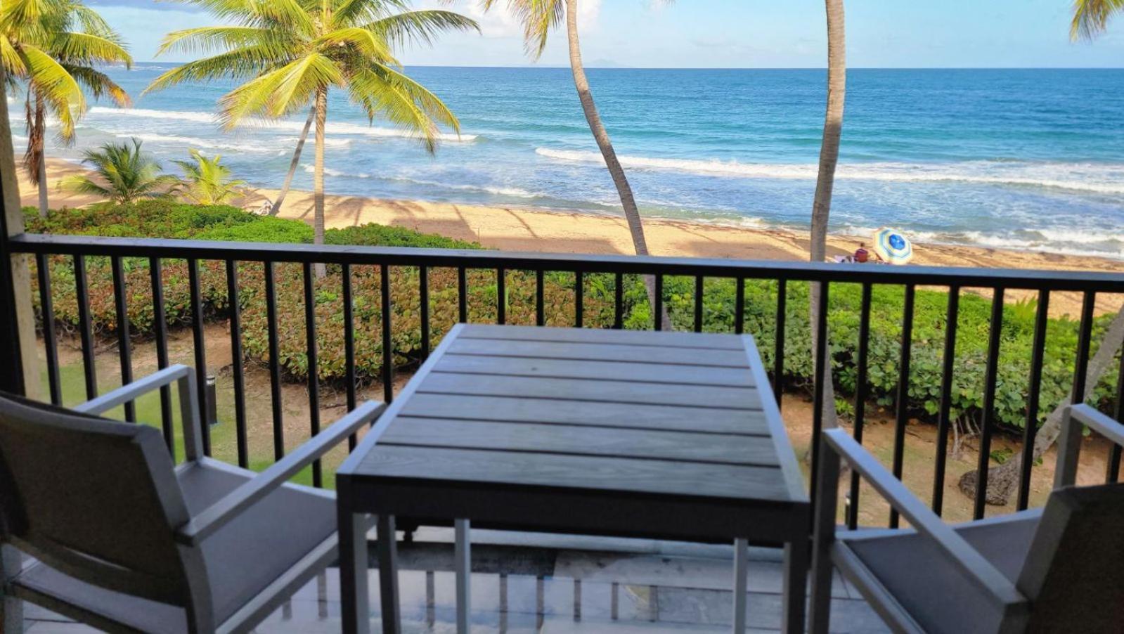 Bv103 - Amazing Oceanfront Condo Steps From Beach Humacao Buitenkant foto