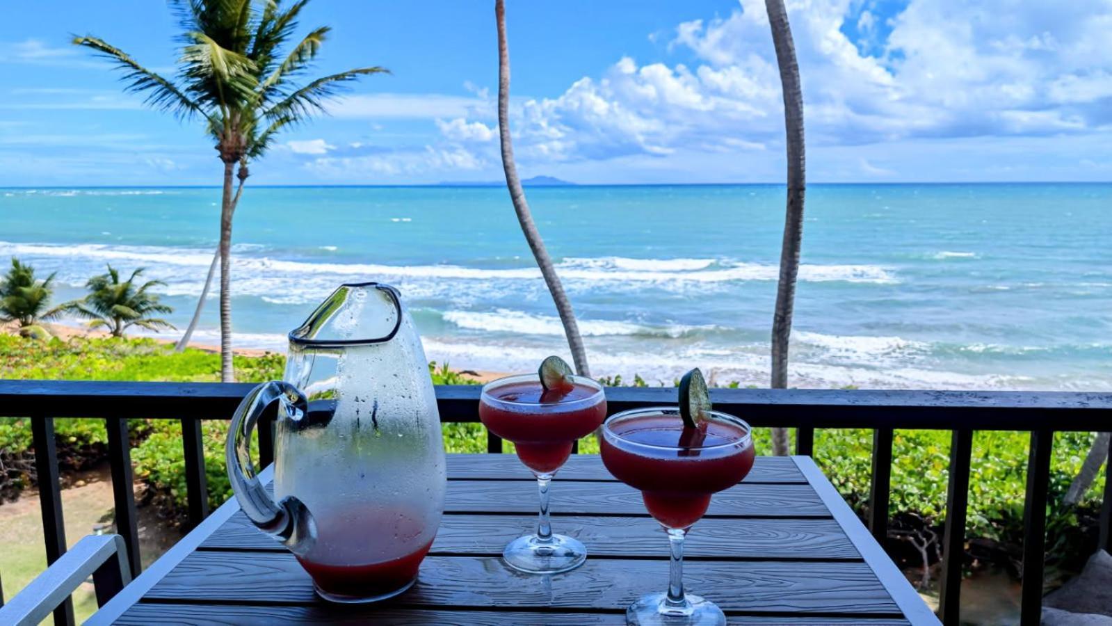 Bv103 - Amazing Oceanfront Condo Steps From Beach Humacao Buitenkant foto
