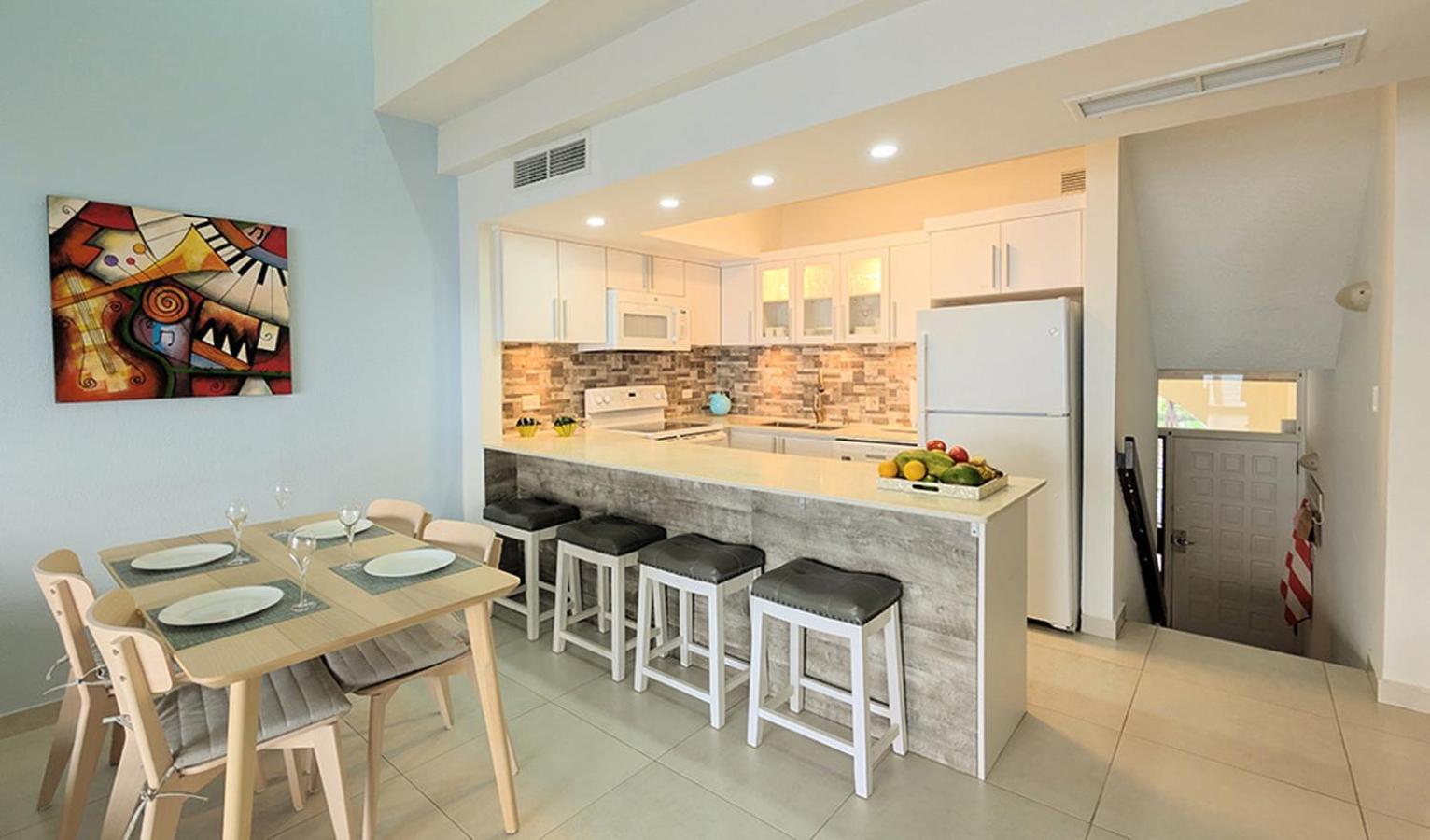 Bv103 - Amazing Oceanfront Condo Steps From Beach Humacao Buitenkant foto