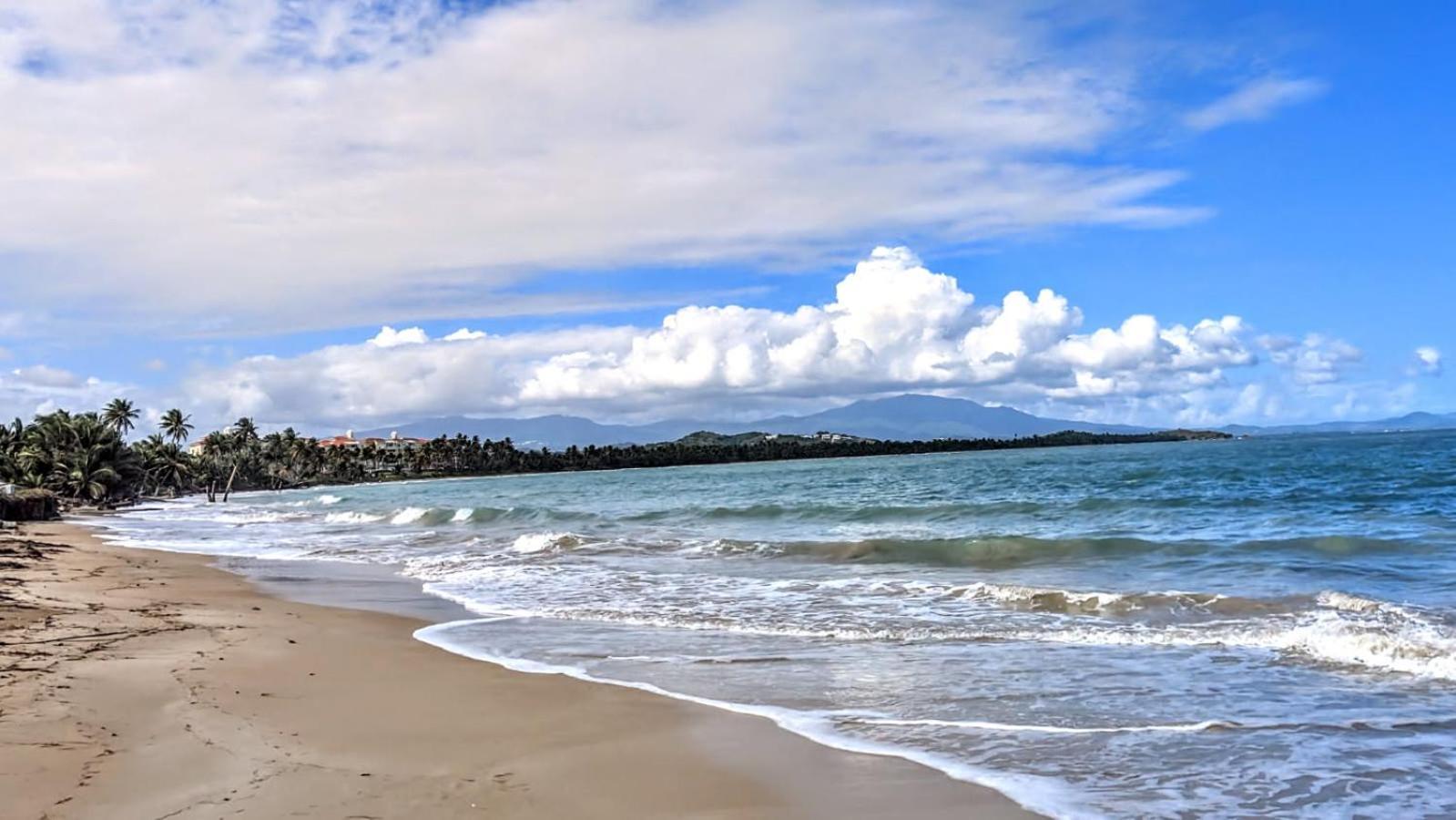 Bv103 - Amazing Oceanfront Condo Steps From Beach Humacao Buitenkant foto